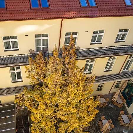 Vn48 By Adrez 4* Prague