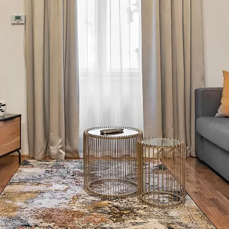 Vn48 By Adrez Aparthotel 4*