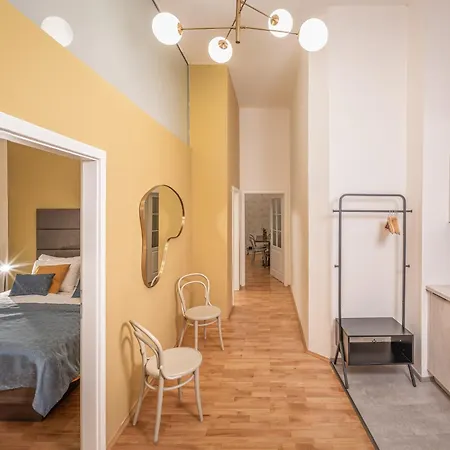 Vn48 By Adrez Aparthotel 4*