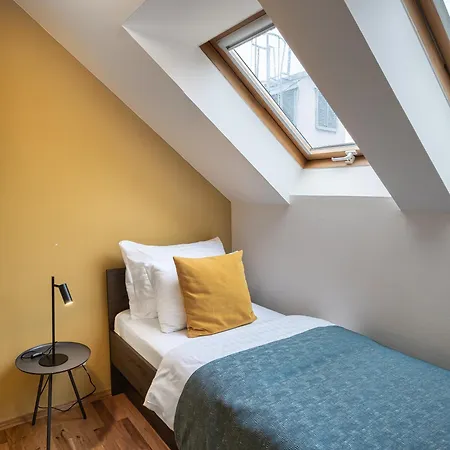 Vn48 By Adrez 4* Prague