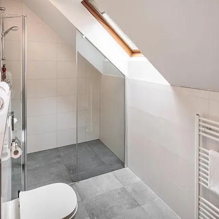 Vn48 By Adrez Apartmanhotel