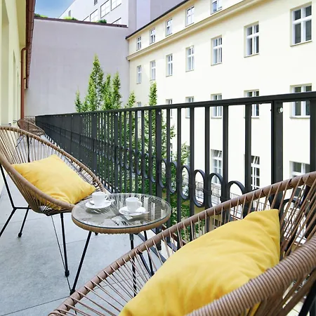 Vn48 By Adrez Apartmanhotel