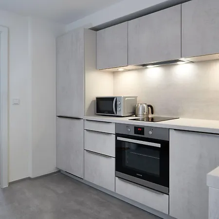 Vn48 By Adrez Apartmanhotel Prága
